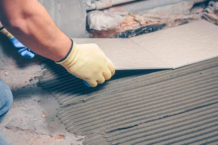Travaux de carrelage pour les surfaces intérieures et extérieures 